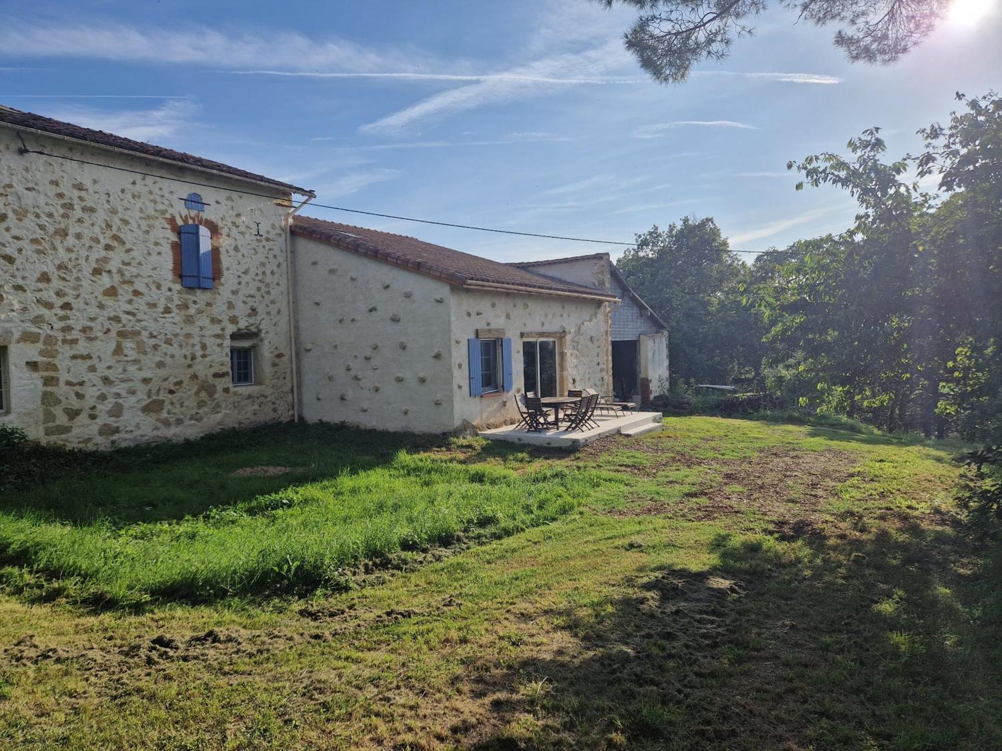 Ferme Ariegeoise, Gite Du Lac Unzent Luaran gambar